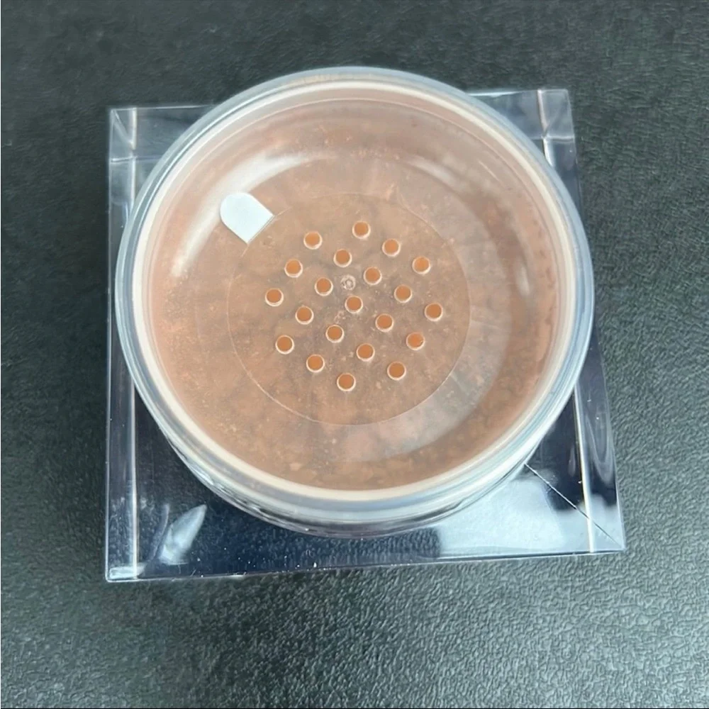 Jaclyn Cosmetics subtle smooths squalane